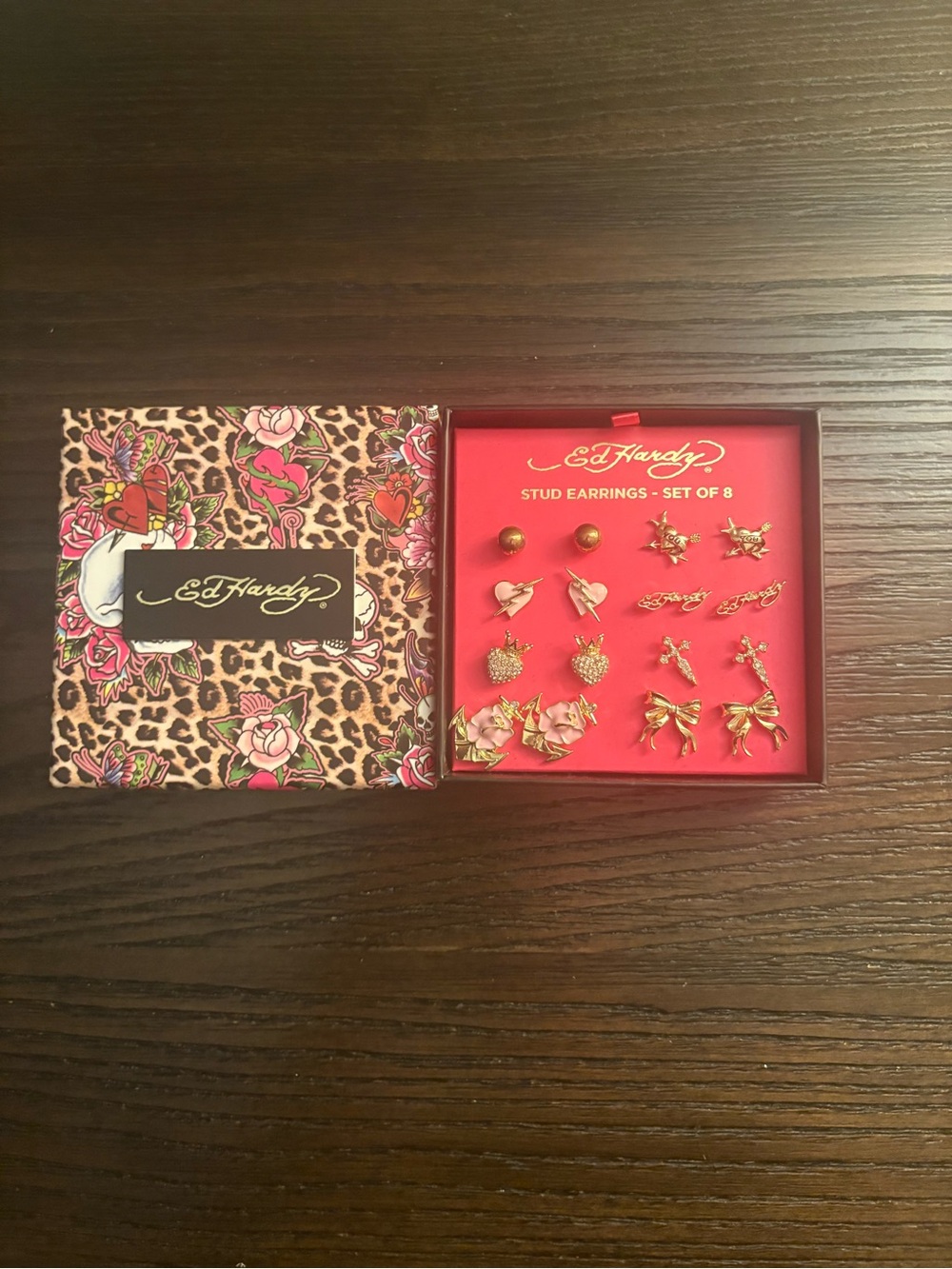NEW Ed Hardy Gold Stud Earrings Set